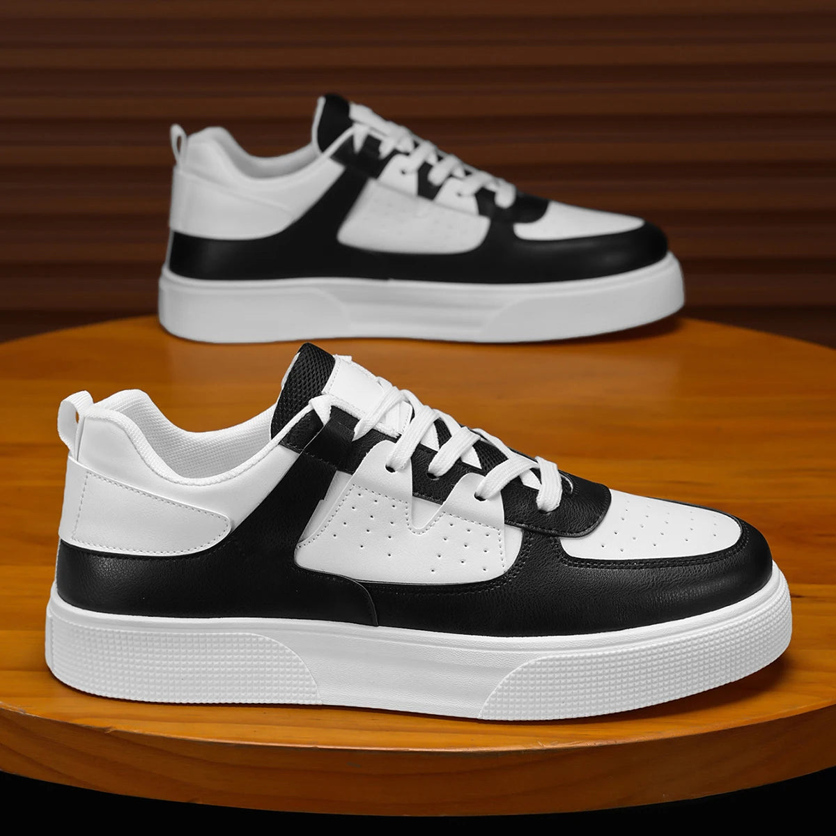Minimalist Hiking Sneakers